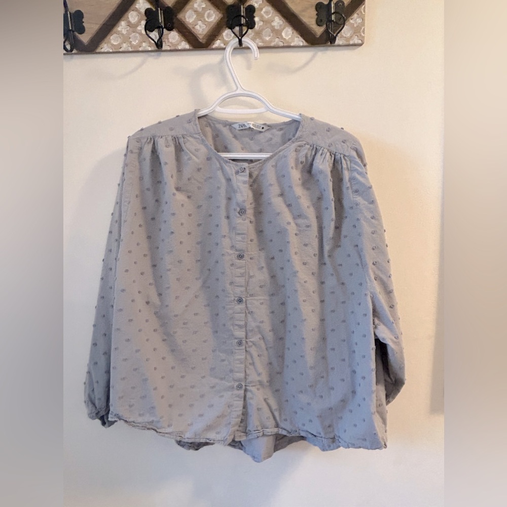 Zara XL dotted long sleeve top